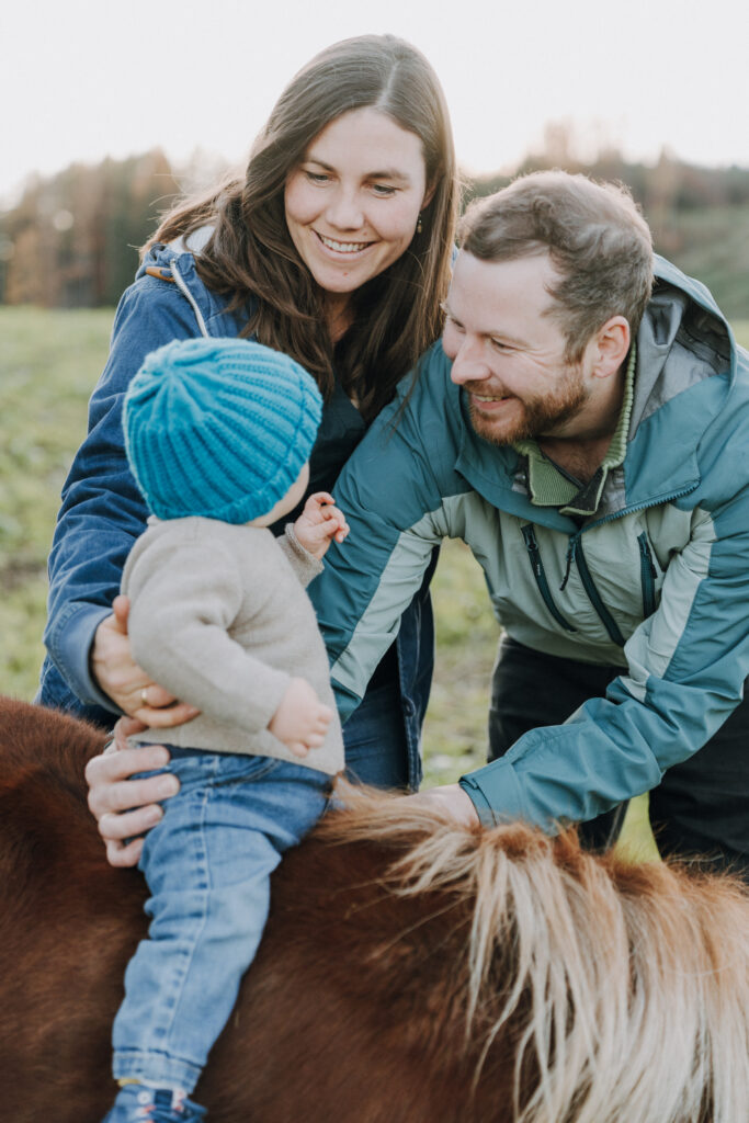 Outdoor-Familienshooting in der Natur rund um Ravensburg