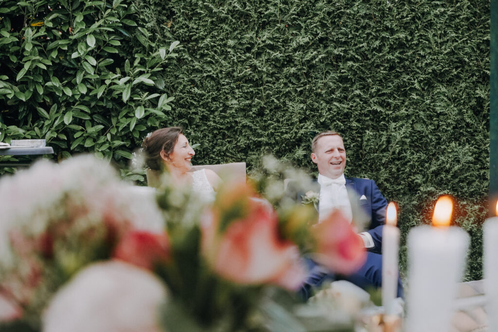 Hochzeit ungestellte Situation outdoor